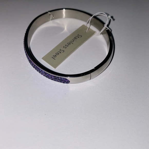 Chelsea Hill Stainless Steel bangle bracelet. - Picture 3 of 8